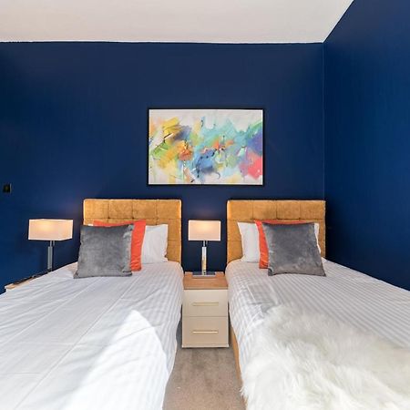 Ferienwohnung Stylish Luxury Large 4Br Kingbed Barrow-in-Furness Exterior foto