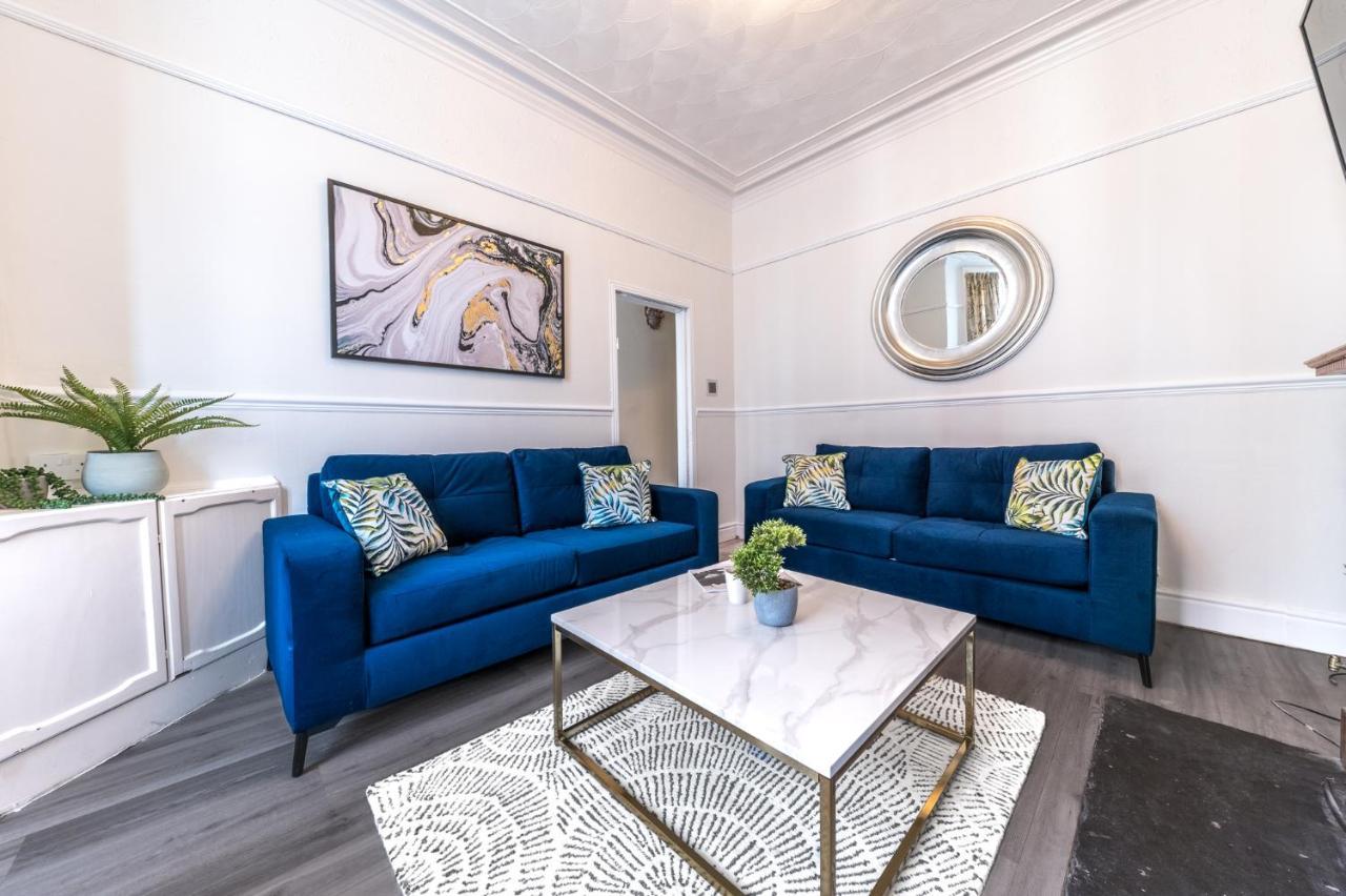 Ferienwohnung Stylish Luxury Large 4Br Kingbed Barrow-in-Furness Exterior foto