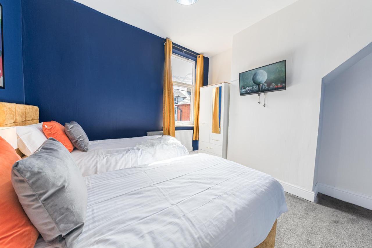 Ferienwohnung Stylish Luxury Large 4Br Kingbed Barrow-in-Furness Exterior foto